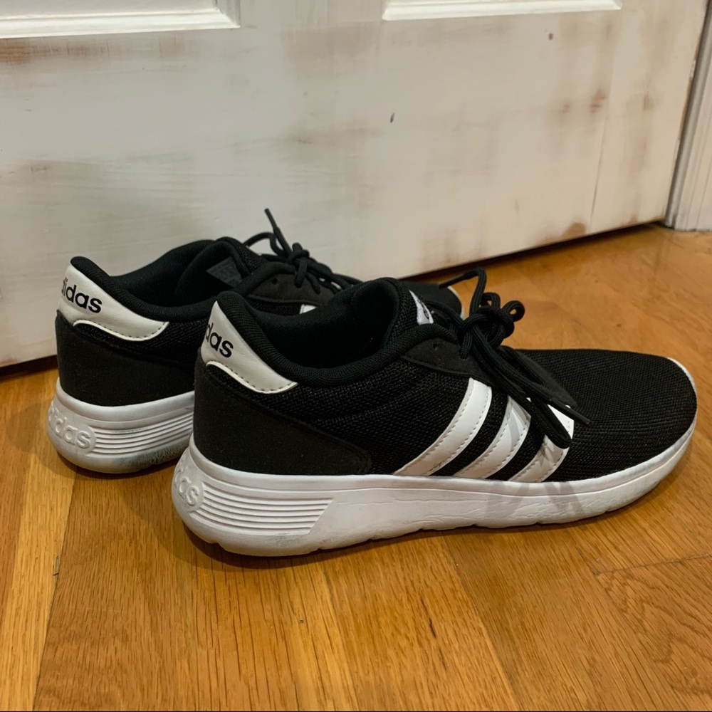 Adidas Float - image 2